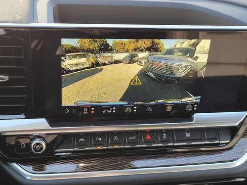 New 2026 GMC Sierra 1500 Elevation w/ Elevation Premium Package image 9