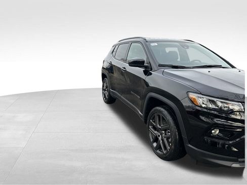New 2026 Jeep Compass Limited image 9