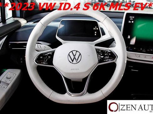 Used 2023 Volkswagen ID.4 S image 23