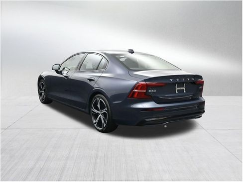 Used 2023 Volvo S60 B5 Core w/ Protection Package FWD image 3