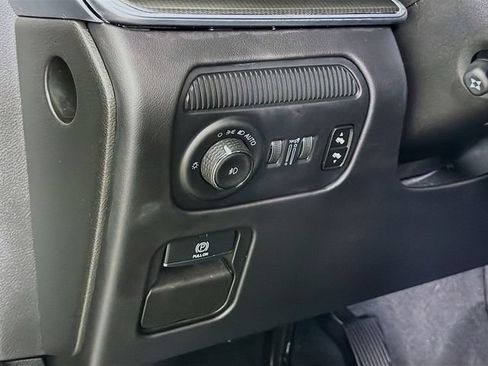 Used 2024 Jeep Grand Wagoneer L Series II w/ Quick Order Packagew 28T AWD/4WD image 10