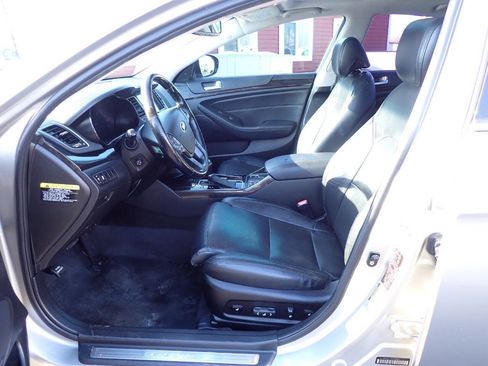 Used 2014 Kia Cadenza Premium w/ Luxury Package image 8