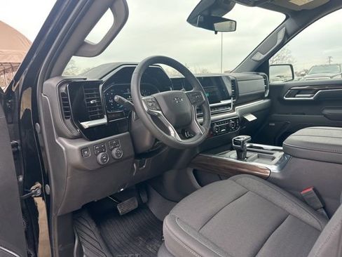 New 2026 Chevrolet Silverado 1500 LT Trail Boss w/ Convenience Package II AWD/4WD image 12