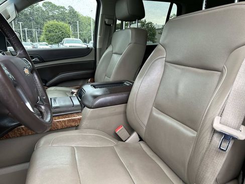Used 2016 Chevrolet Tahoe LTZ AWD/4WD image 24