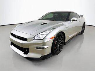 Used 2024 Nissan GT-R Premium w/ Premium Interior Package AWD/4WD video 1
