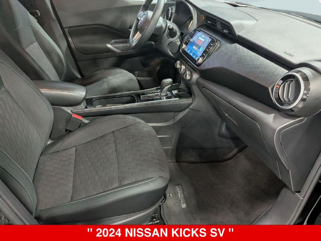 Used 2024 Nissan Kicks SV FWD image 32