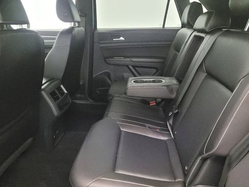 Used 2020 Volkswagen Atlas Cross Sport SEL R-Line image 18
