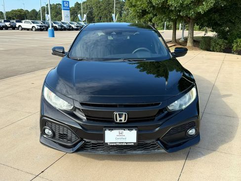 Used 2019 Honda Civic EX image 2