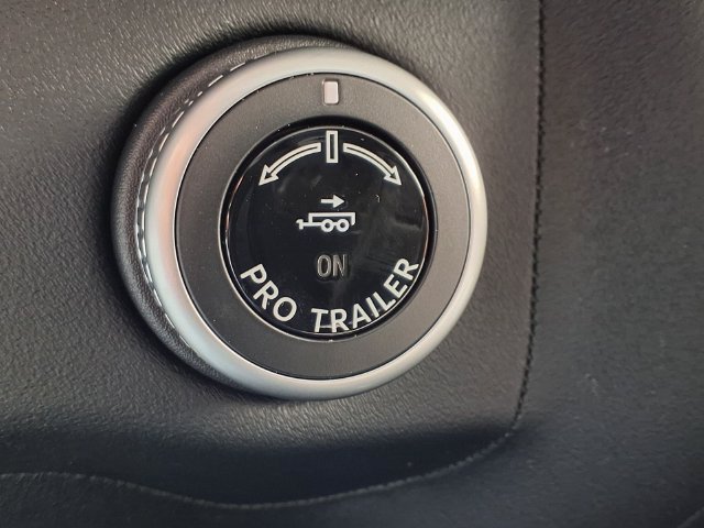 New 2026 Lincoln Navigator Premiere AWD/4WD image 14