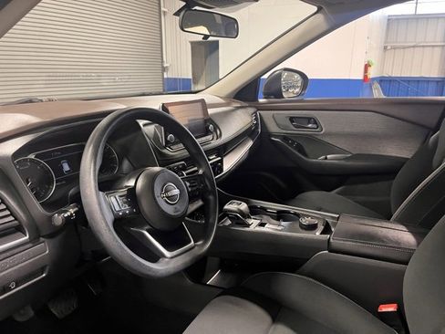 Used 2023 Nissan Rogue S image 23