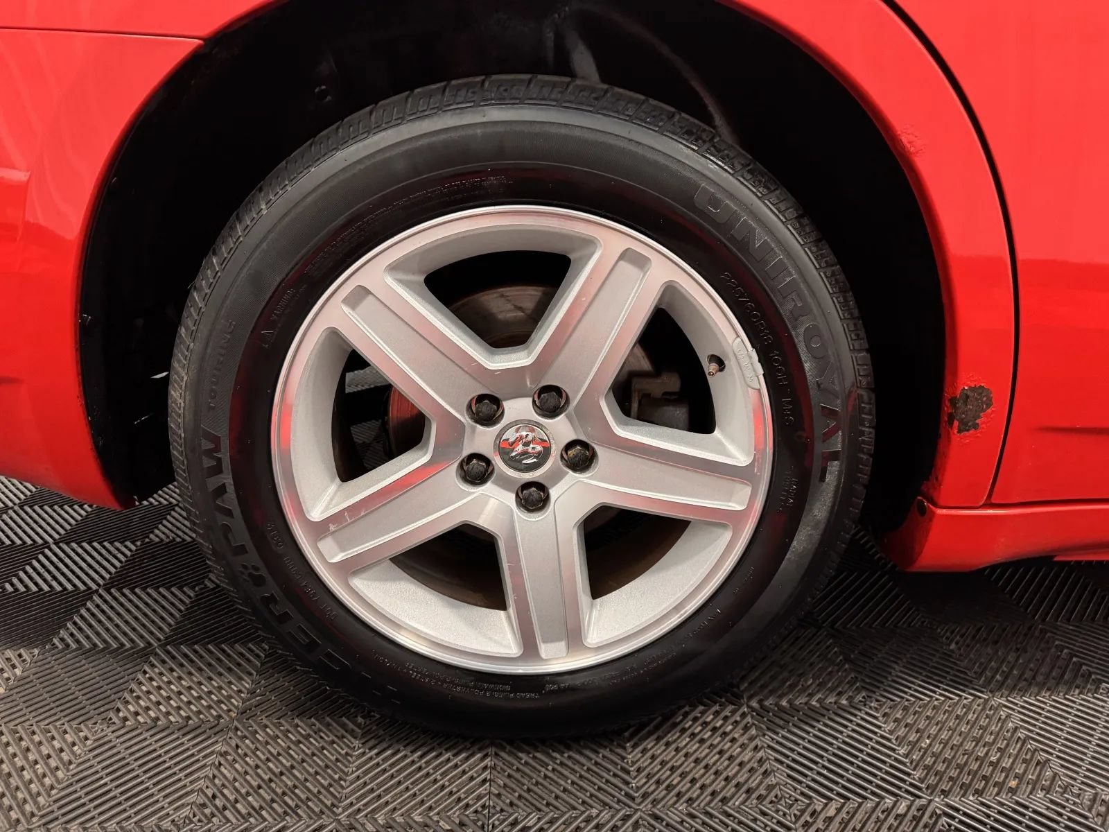 Used 2010 Dodge Charger R/T RWD image 16