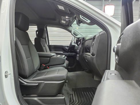Used 2024 Chevrolet Silverado 2500 Custom w/ Custom Value Package AWD/4WD image 16