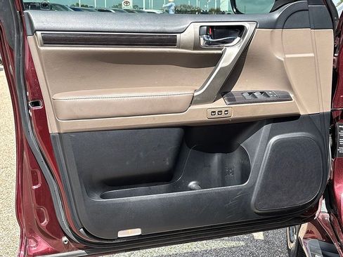 Used 2020 Lexus GX 460 Premium AWD/4WD image 29