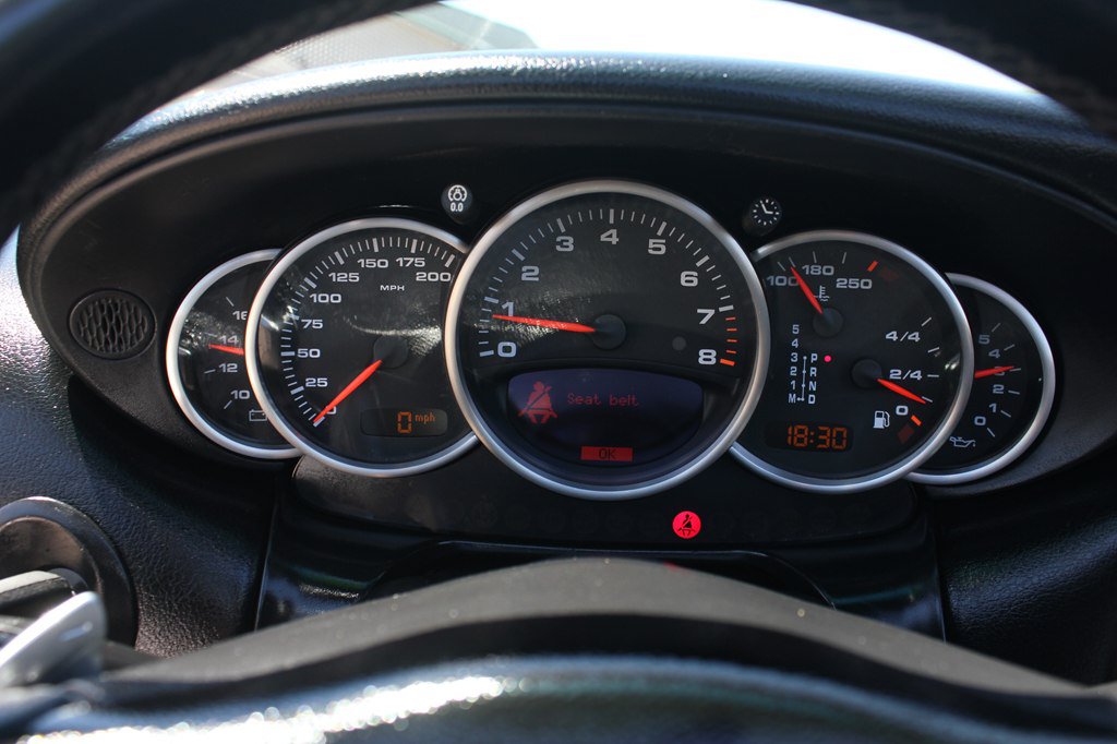 Used 2004 Porsche 911 Carrera RWD image 19