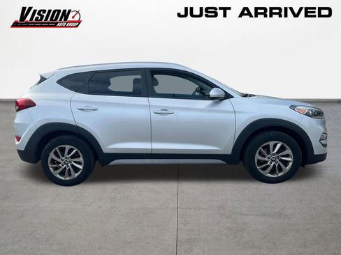 Used 2017 Hyundai Tucson SE image 4