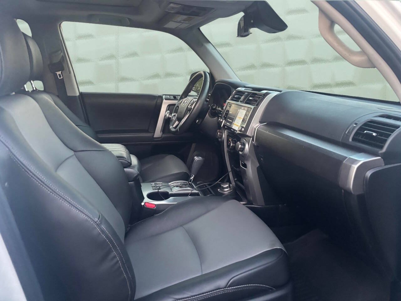 Used 2021 Toyota 4Runner SR5 Premium w/ Moonroof Package AWD/4WD image 13