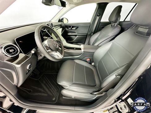 Used 2025 Mercedes-Benz GLC 350e 4MATIC image 23