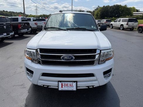 Used 2017 Ford Expedition XLT AWD/4WD image 7