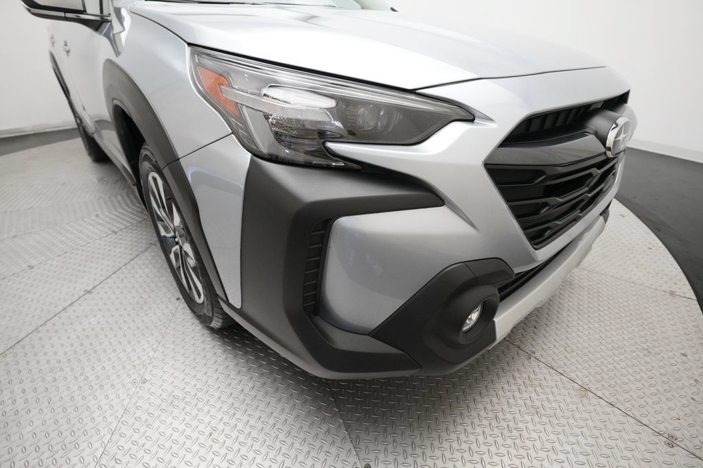 Certified 2025 Subaru Outback Touring AWD/4WD image 24