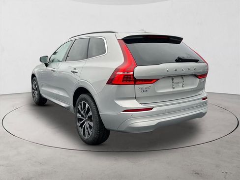 Certified 2023 Volvo XC60 B5 Core w/ Climate Package AWD/4WD image 3