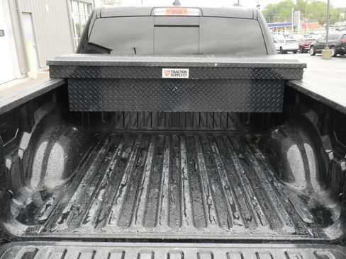 Used 2022 RAM 1500 Laramie AWD/4WD image 11