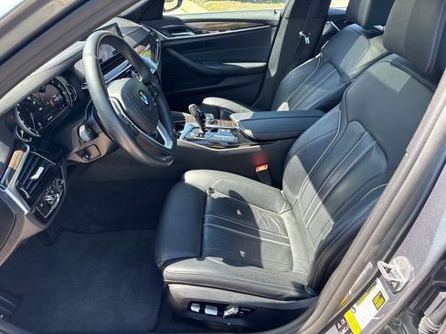 Used 2018 BMW 530i xDrive AWD/4WD image 6