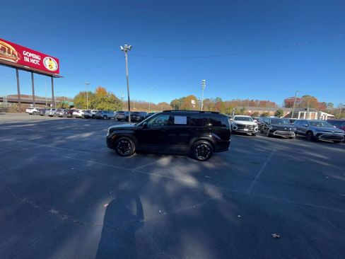 Used 2025 Hyundai Santa Fe SEL image 14