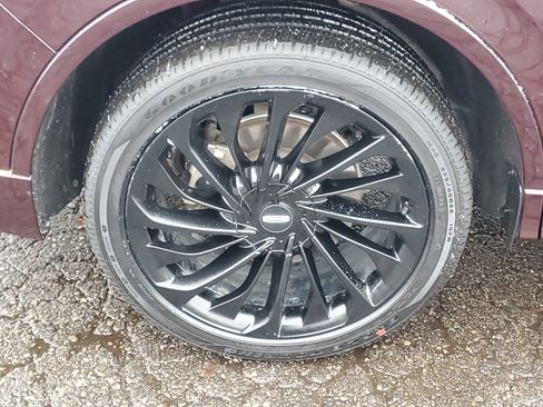 Certified 2023 Lincoln Aviator Reserve w/ Equipment Group 201A image 7