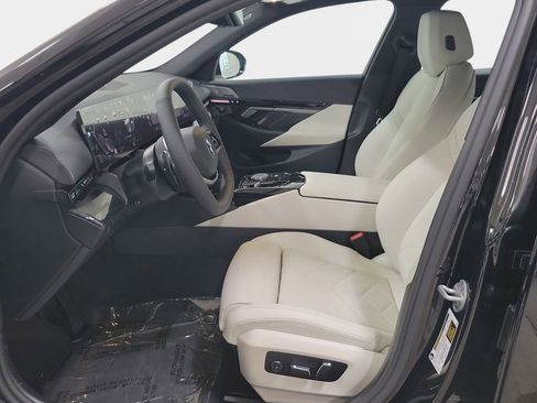 New 2026 BMW 530i w/ Premium Package image 9