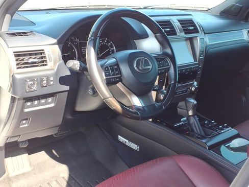 Used 2021 Lexus GX 460 Luxury w/ Accessory Package AWD/4WD image 21