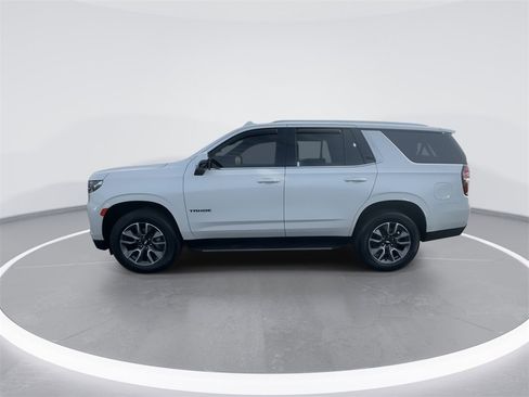 Used 2021 Chevrolet Tahoe LT w/ LT Signature Package image 5