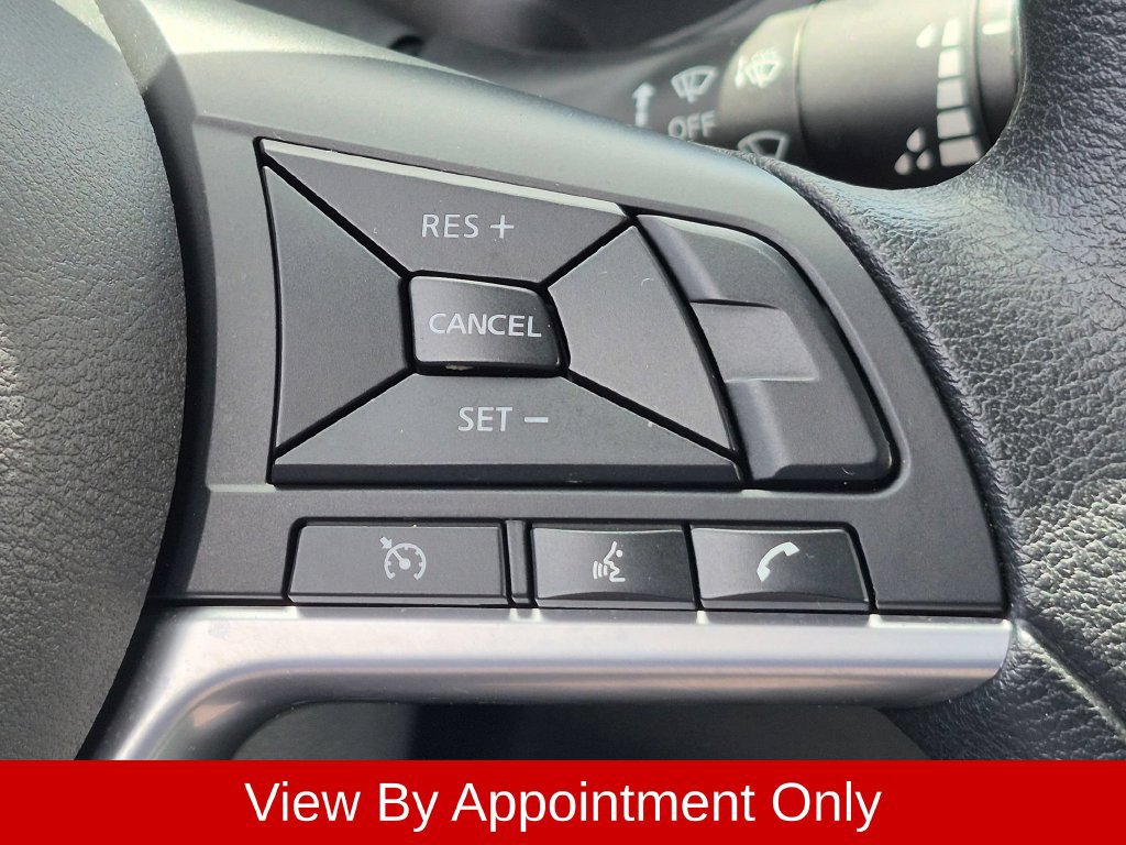Used 2025 Nissan Altima 2.5 SV FWD image 19