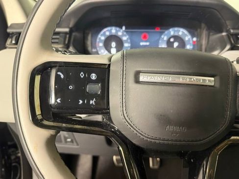Used 2025 Land Rover Range Rover Velar Dynamic SE AWD/4WD image 18