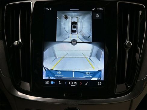 Used 2024 Volvo S60 B5 Ultimate image 20