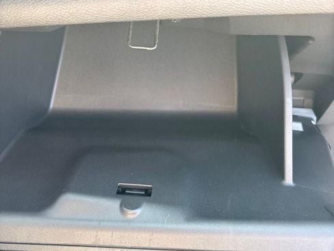 Used 2023 Nissan Kicks SR FWD image 28