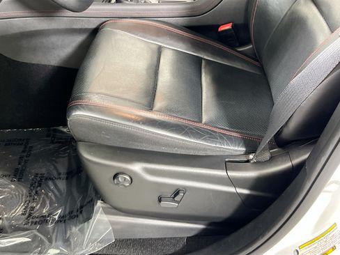 Used 2023 Dodge Durango GT AWD/4WD image 19