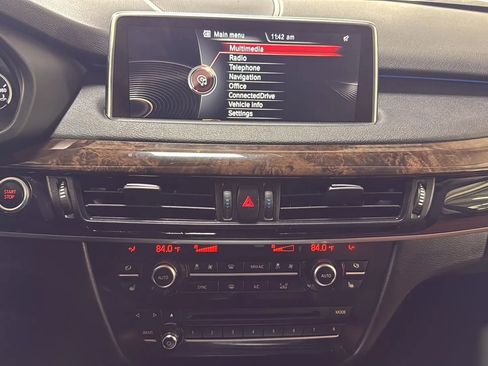 Used 2016 BMW X5 xDrive40e image 18