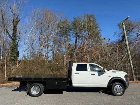 New 2026 RAM 5500 Tradesman w/ Chrome Appearance Group AWD/4WD image 6