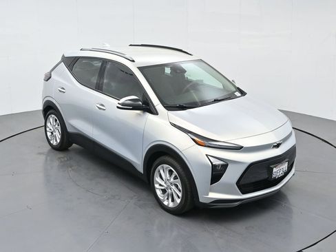 Used 2022 Chevrolet Bolt EUV LT image 53