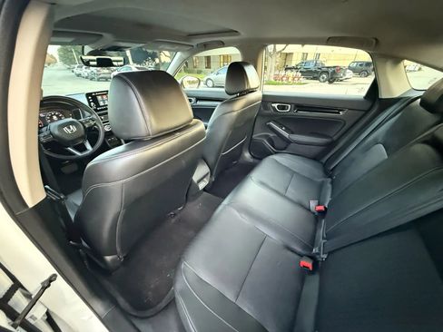 Used 2024 Honda Civic Touring image 11