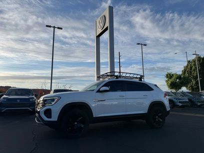Used 2024 Volkswagen Atlas Cross Sport SE