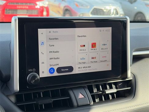 Used 2025 Toyota RAV4 XLE image 23