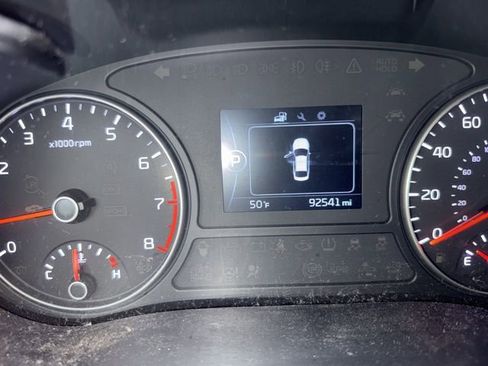 Used 2016 Kia Optima LX w/ LX Convenience Package image 2