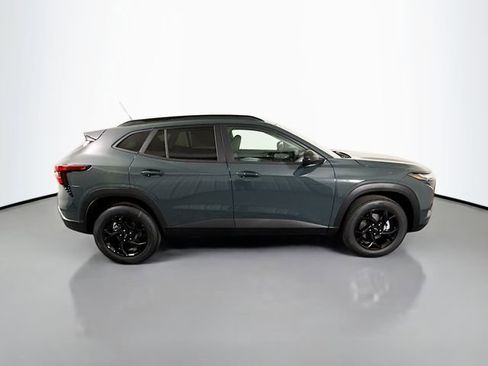 New 2026 Chevrolet Trax LT w/ Driver Confidence Package FWD image 10