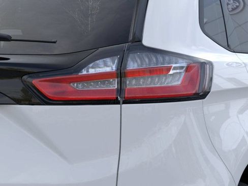 New 2024 Ford Edge SE w/ Black Appearance Package AWD/4WD image 21