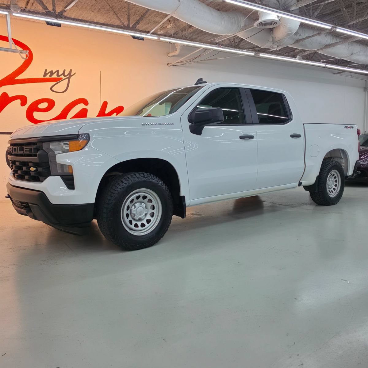 Used 2022 Chevrolet Silverado 1500 W/T w/ WT Value Package AWD/4WD image 3