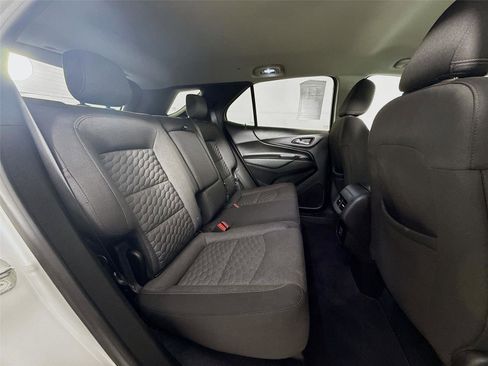 Used 2019 Chevrolet Equinox LT image 27