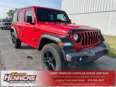 Used 2020 Jeep Wrangler Unlimited Sport image 1