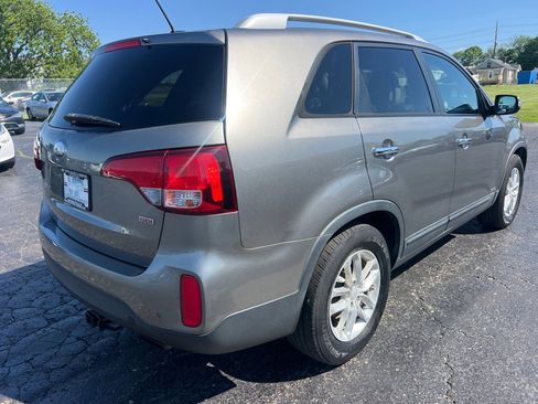 Used 2014 Kia Sorento LX AWD/4WD image 7