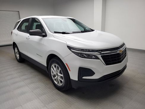 Used 2022 Chevrolet Equinox LS w/ LPO, Floor Liner Package image 13